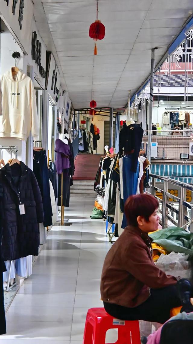 走，再去红光路逛一逛！