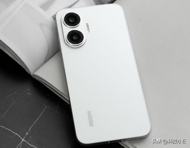 8月买手机无需太贵，可“闭眼入”的一款手机，16GB+1TB仅2249元