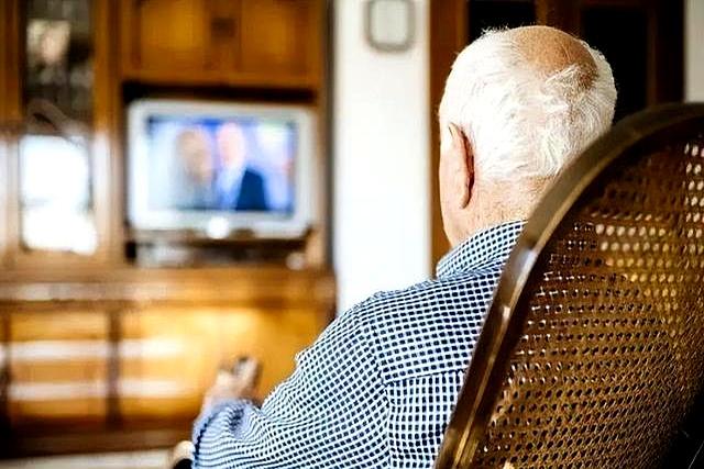 不管你信不信，男性过60岁后，基本都有如下7个现状，要学会接受