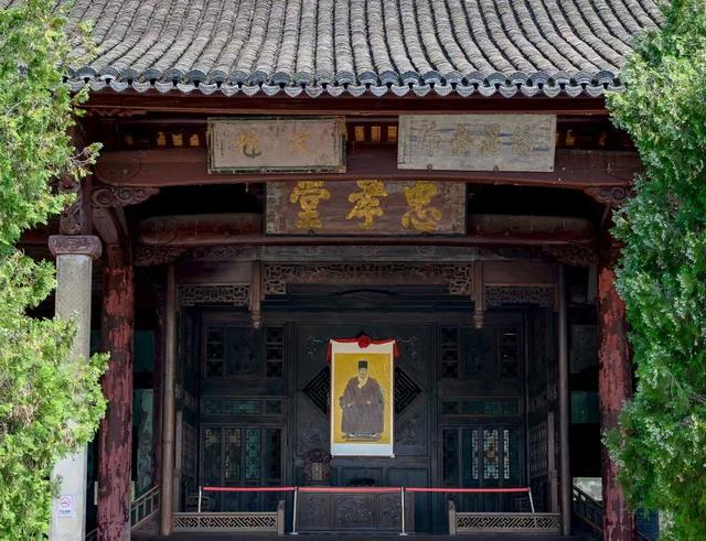把李白骗来打卡的皖南小城，现在还在造全中国最好的纸
