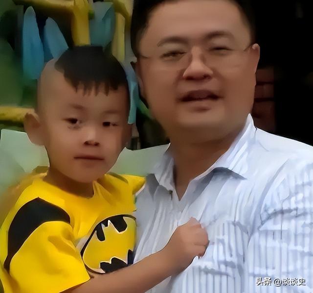 13年前，被父亲逼迫零下13度裸跑的4岁小男孩，如今过得怎么样？