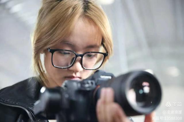 金秋三岔河:荷韵传情颂美景 孝亲敬老暖桑榆