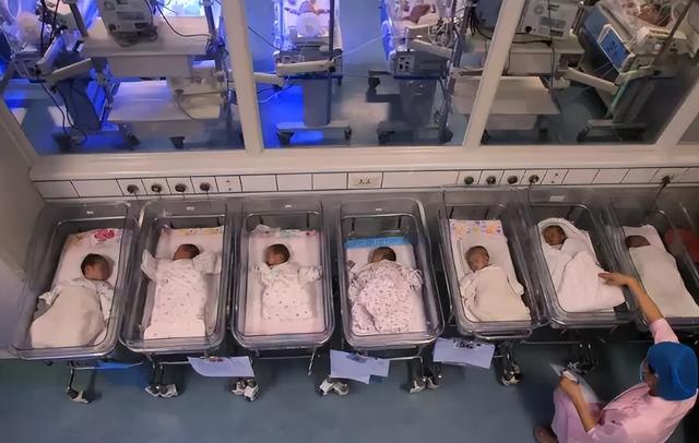 亡国灭种，断子绝孙？欧洲“反华先锋”立陶宛，正在从地图上消失