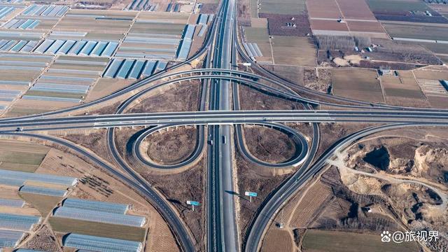 高速彩蛋！6个服务区美到专程绕路，最后一个躺看星空