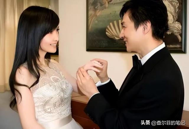 被戴8次绿帽子，3次被捉奸在床，这就是我们“玉女”守卫的爱情？