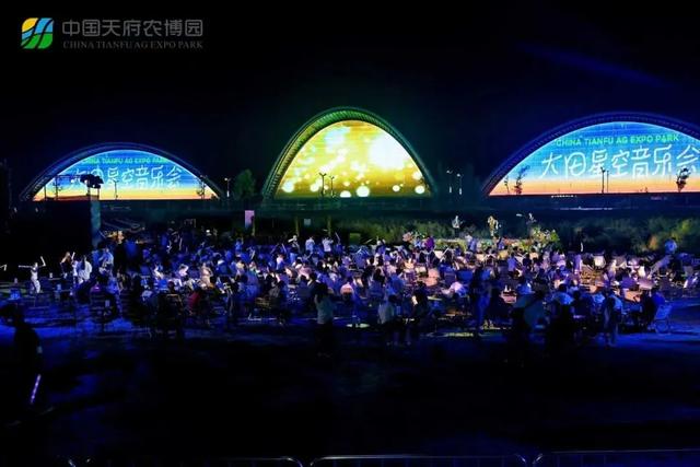 好洋盘！裸眼3D新津美景亮相东郊记忆→