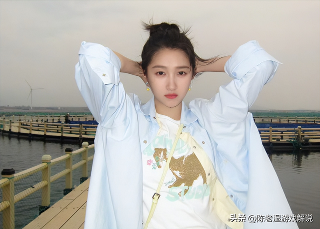 分手传闻仅4月，女友关晓彤高调官宣喜讯，鹿晗终于可以放心了