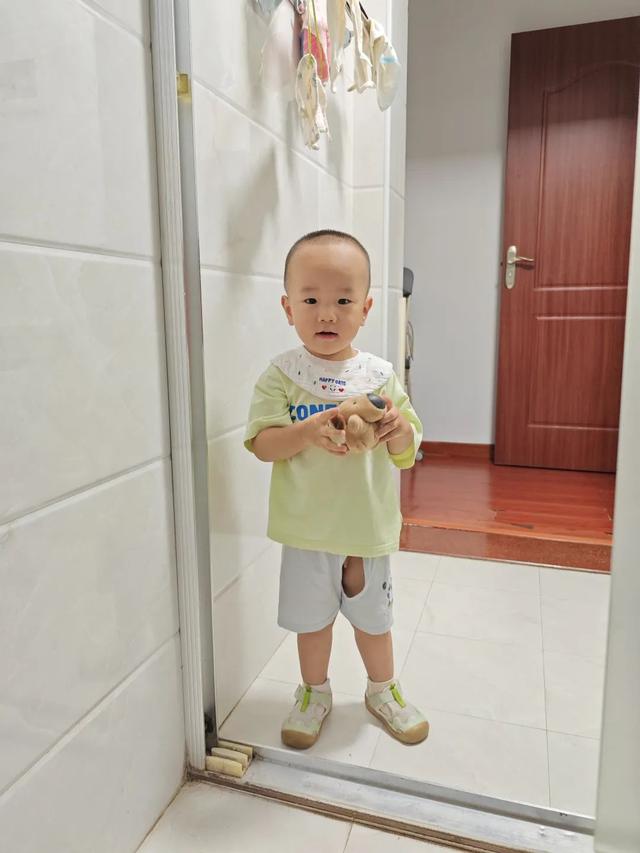泑泑两岁丨打开这个世界新的一页