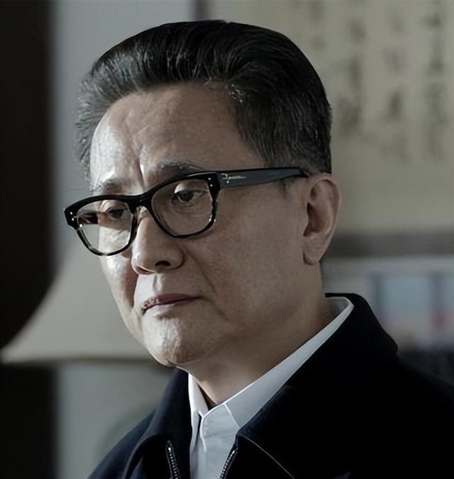 原来不是演的！这5位演员竟然全是真警察，最后一位还是“警花”