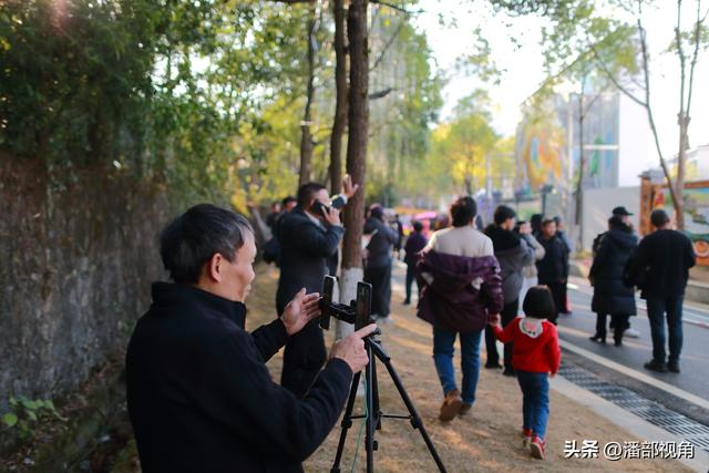 换个角度看永州体育场，这里已成为体育中心，文化中心和欢乐中心