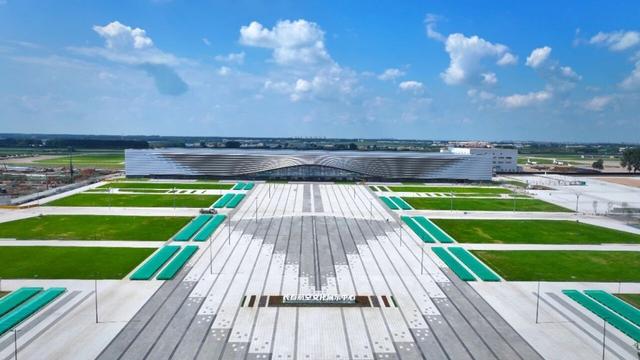 2025空军航空开放活动和长春航空展系列观察① | 火爆“出圈”，长春何以续“长红”？