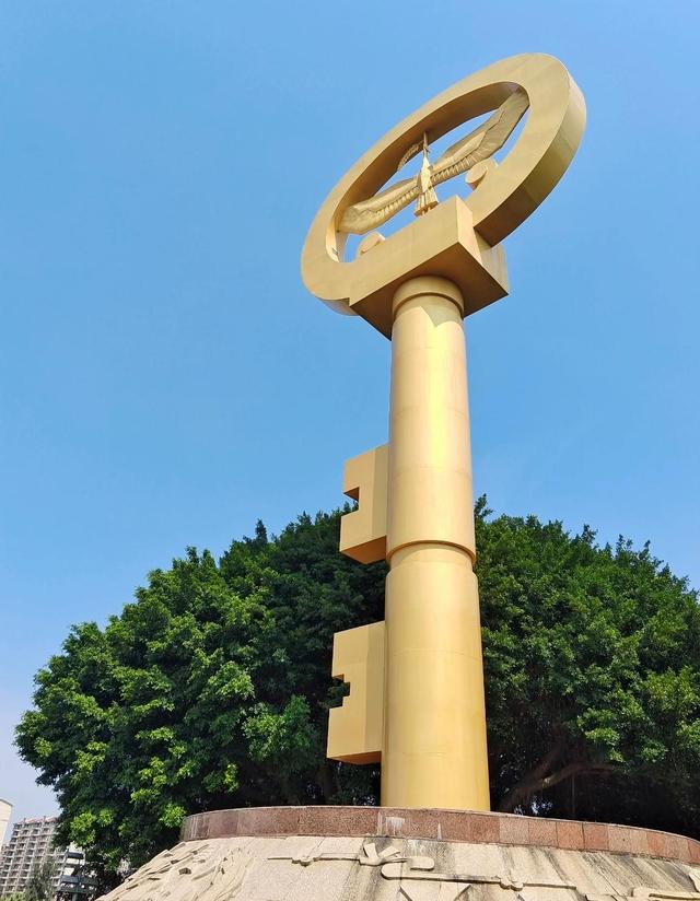 厦门湖里八景之“海堤春晓”，十里长堤见证了厦门跨越发展的历程