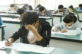 高二是成绩定型期，不想过早被淘汰，高二下学期狠狠抓好这几点图片