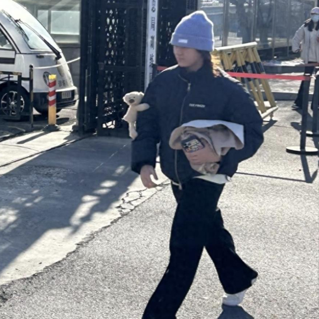 全红婵重返国家队被拍，全新样貌判若两人，意外透露出她真实处境