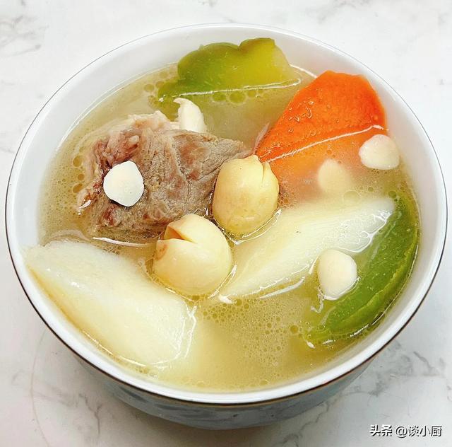 越吃肝越干净的4道菜，排肝毒、降火润肺，睡眠好了，人也精神