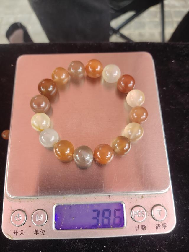 保山南红玛瑙的消费层级（收藏级，中端消费，低端消费