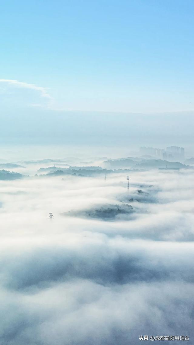 【图说·简阳】空港简阳：拂晓雾漫 绝美如画