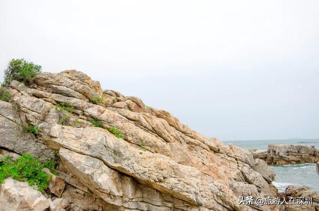 惠东狮子岛徒步游玩攻略，踏浪奇石海岸，探粤东海上丹霞徒步秘境