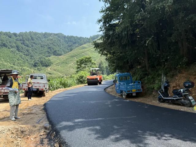 东至县龙门秘境营地：山水间的新画卷