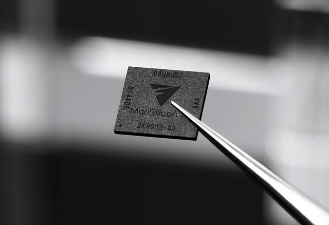 不用光刻机也能生产芯片？纳米压印技术的出现，颠覆了多少科技