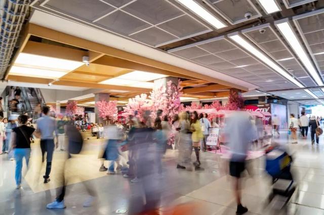来汉口 逛江汉 | 大学生超友好！不出地铁站如何玩转江汉？