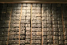 “阎”与“闫”，到底是不是同一个姓？千万别搞错了，小心得罪人图片