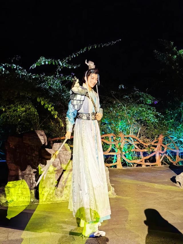 贵州:畅游安顺风光,感受黔中民俗!