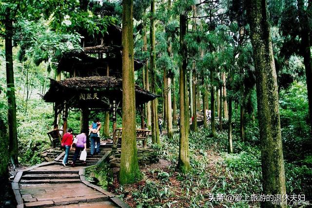 贵阳市：历史上多次大移民奔向这里；如今，亚洲最大社区褒贬不一