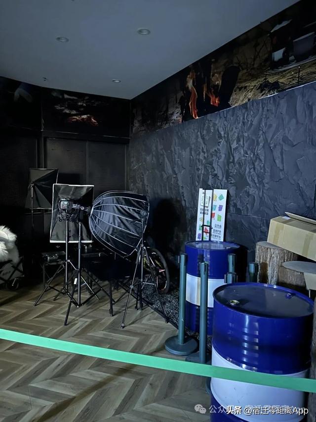 空荡荡、黑漆漆，实拍宿迁八角楼书店现状！