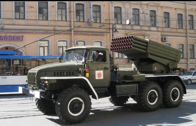 泰军警告柬埔寨：若敢动用中国战略武器，将立即实施纵深打击