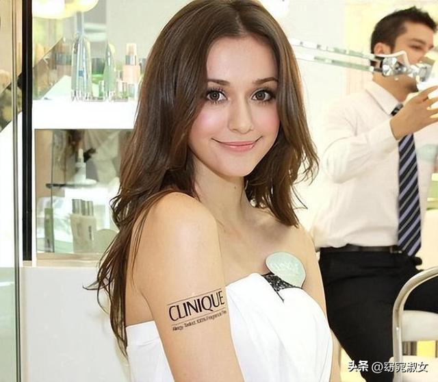 乌克兰最美体操冠军，放弃国籍做中国媳妇，37岁生二胎仍似少女