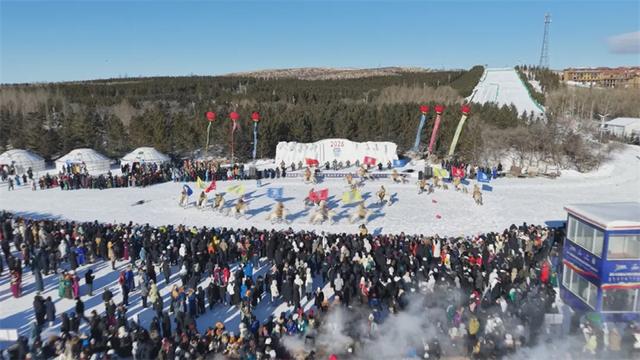 银色乌珠穆沁草原冰雪那达慕暨草原99号公路冰雪季隆重开幕