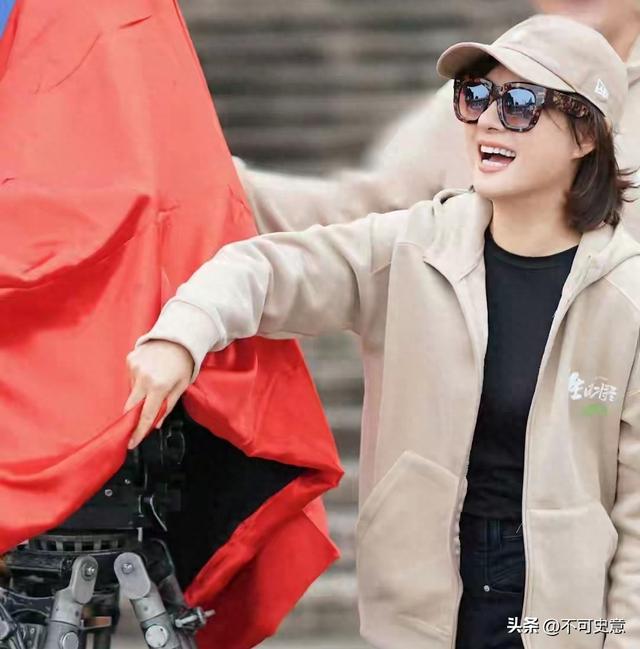 钱再多有什么用？43岁孙俪如今的现状，给所有40岁以上女性提了醒