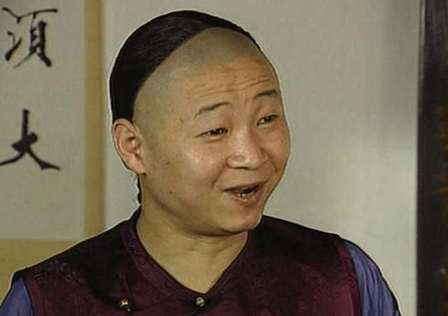 千古妙联，乾隆出上联：鼠无大小皆称老，太监对出下联免除了死罪