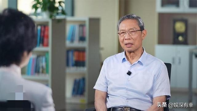 万万没想到，钟南山如今89岁高龄的妻子，也能为他“争光”了