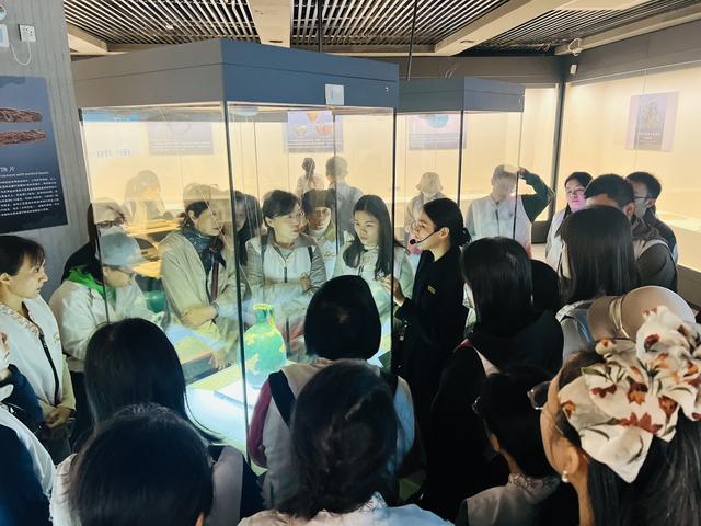 广西博物馆2025年“小桂花”志愿者万里行活动在北海合浦举行