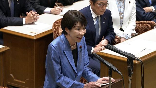 天灾人祸困扰日本，高市早苗神色慌张，留给她的时间不多了