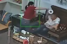 丈夫被妻子泼开水后续：知情人曝内情，男人面目全非，坚持要离婚图片