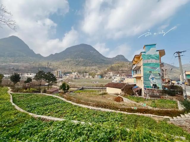 贵州黔西南州藏着一个宝藏“涂鸦村”：人少景美，拍照超出片？
