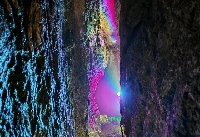 致敬时代记录者 ┃中国记者节熊耳山专属邀约