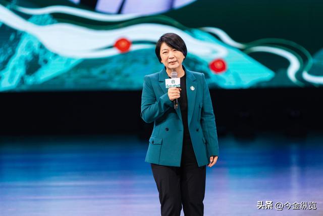 不拼流量！这些餐饮巨头女掌门人，凭实力撑起中国美味的半壁江山