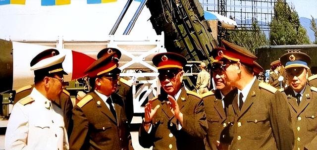 首次访华就不尊重我国？中国当场撤走仪仗队：摆正态度再来吧。