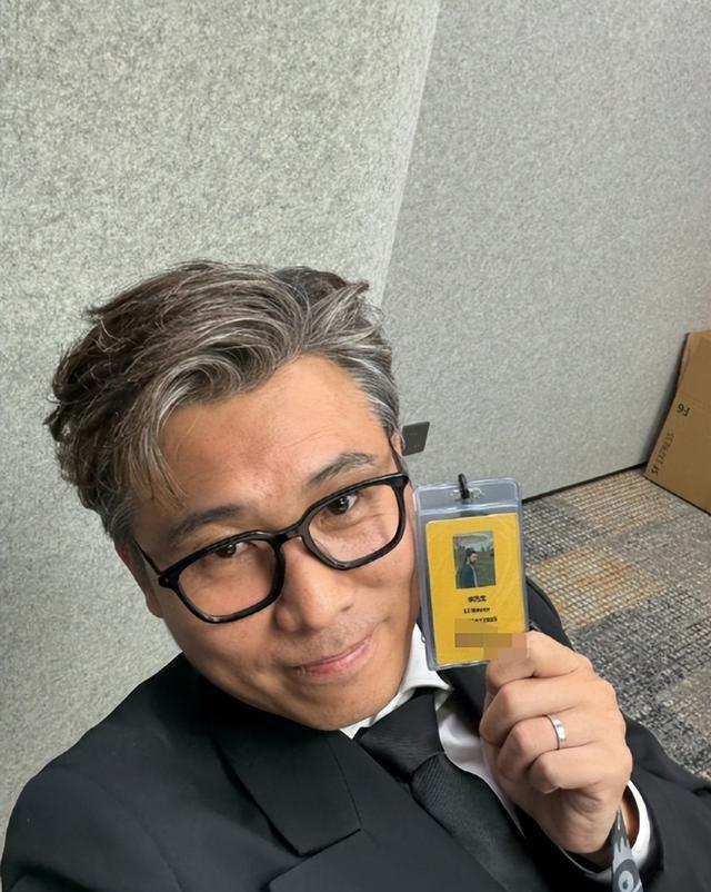 辛柏青也没想到，朱媛媛去世四个月，李乃文再次令所有人刮目相看