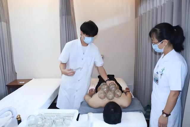 景区里就能享针灸艾灸，从化 “中医 + 旅游” 火了！