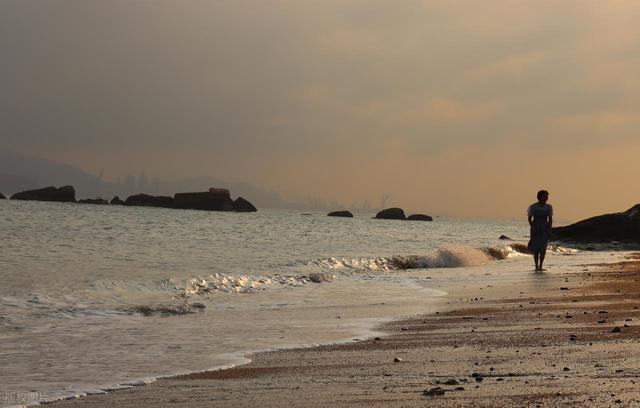 坦白讲	，一个人到了35岁，阶层基本就定型了~