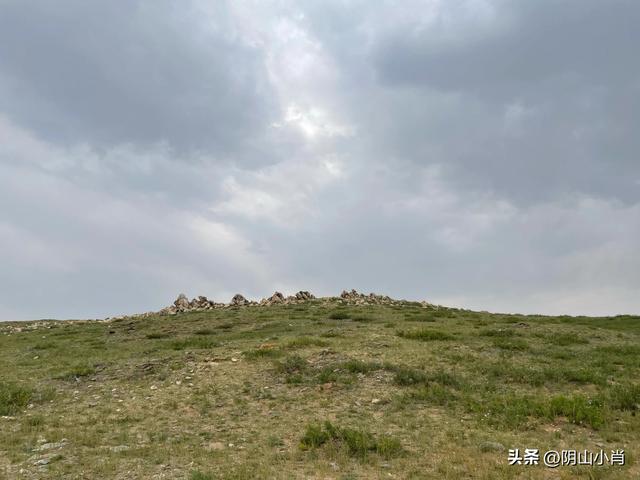 达茂旗达尔罕、百灵庙、乌克忽洞，固阳银号、忽鸡沟田野考察笔记