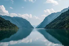 一决高下！上联：湖南湖北湖对湖，下联等你来创图片