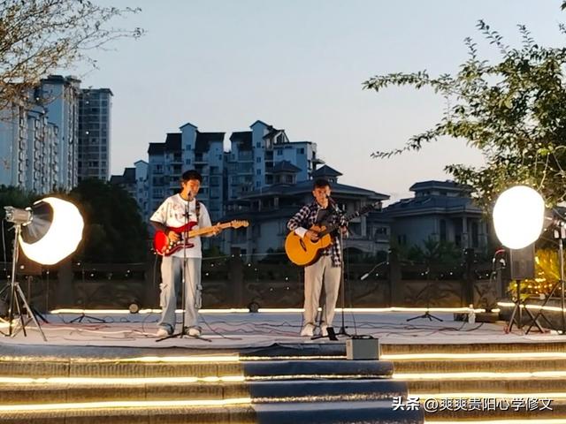 中国阳明文化园衡南云轩：群众大舞台 路边音乐会清凉来袭