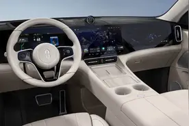 问界M8 2+2+2坐椅布局，比问界M9便宜10万块，百公里才6个多油！图片