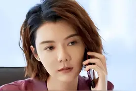 车晓：前夫被悬赏2160万，直播翻车，如今的她，证明郝蕾没说错！图片